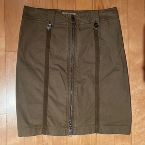 ✨HP✨Vintage Burberry Brit khaki skirt. Size 2. EUC. Negotiable 💕